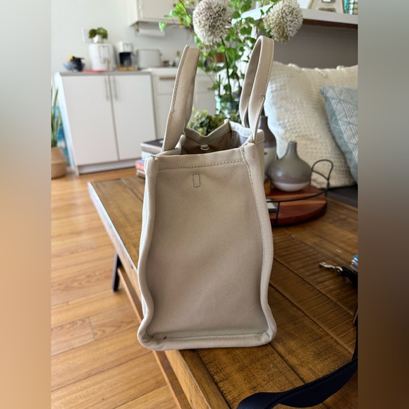 Marc Jacobs The Tote Bag - Picture 10 of 14